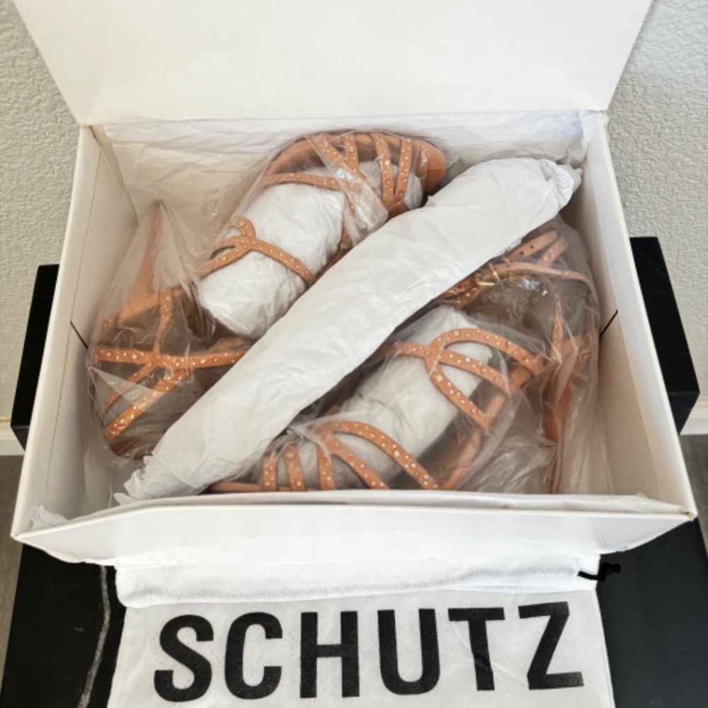SCHUTZ Shoes. - Picture 10 of 10